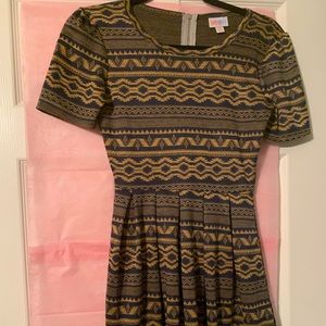 LuLaRoe Amelia